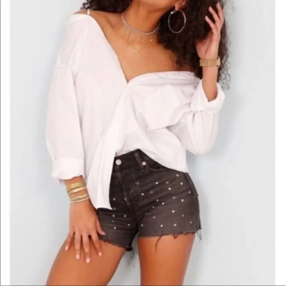 Levi’s High Rise Crystal and studs Wedgie shorts